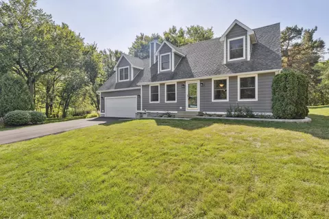 25455 W Greenview Ave W, Antioch, IL 60002