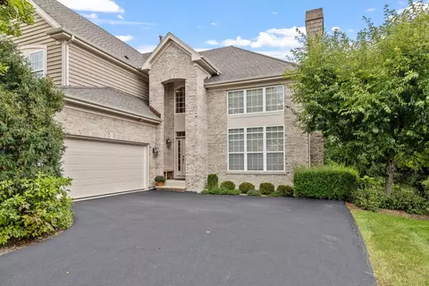 805 Stone Canyon Cir, Inverness, IL 60010