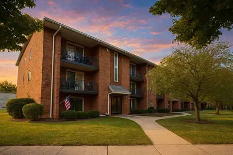 13050 S Marquette Ave #3E, Chicago, IL 60633
