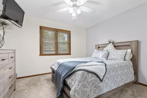 Bedroom - 11264 Cedarbrook Rd, Roscoe, IL 61073 photo 2 of 3