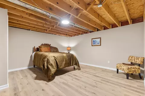 Bedroom - 11264 Cedarbrook Rd, Roscoe, IL 61073 photo 3 of 3