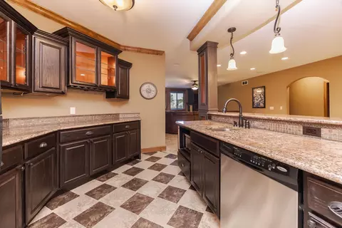 Kitchen - 47 Stonebrook Ct, Bloomington, IL 61704 photo 12 of 12