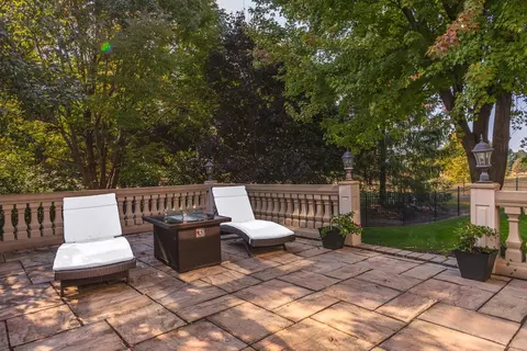 Exterior - 47 Stonebrook Ct, Bloomington, IL 61704 photo 9 of 11
