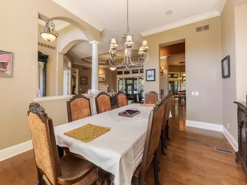 Dining - 47 Stonebrook Ct, Bloomington, IL 61704 photo 2 of 3