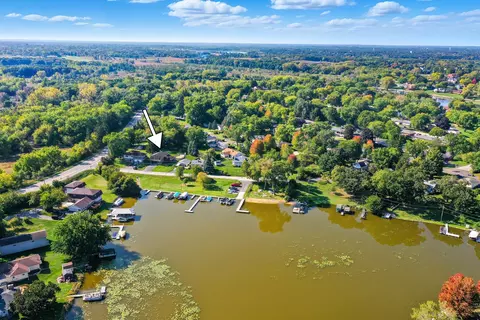 34726 N Mudjekeewis Ter, Mchenry, IL 60051 photo 3