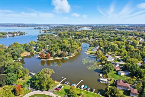 34726 N Mudjekeewis Ter, Mchenry, IL 60051 photo 43