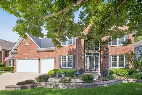 2442 Bird Ln, Batavia, IL 60510