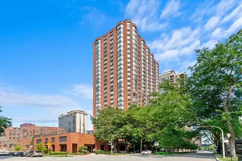 899 S Plymouth Ct #1607, Chicago, IL 60605