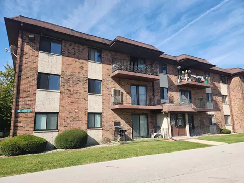 14969 S Willowcrest Dr #17, Midlothian, IL 60445