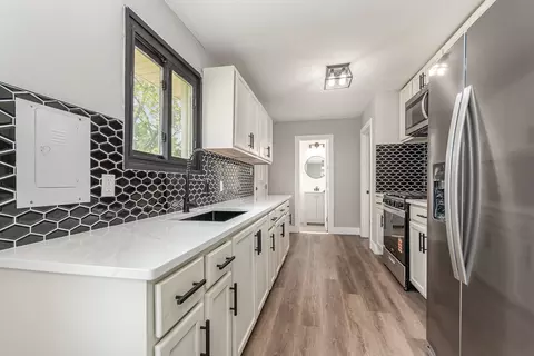 Kitchen - 16632 Sawyer Ave, Markham, IL 60428 photo 1 of 2
