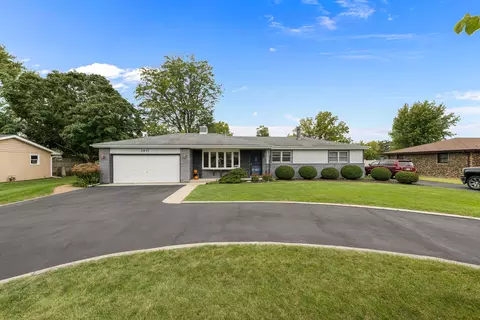 2817 Leven Ave, New Lenox, IL 60451