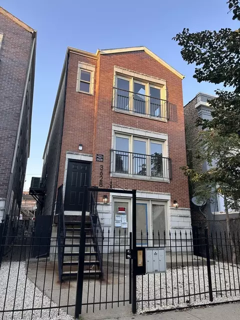 3628 W Lexington St, Chicago, IL 60624