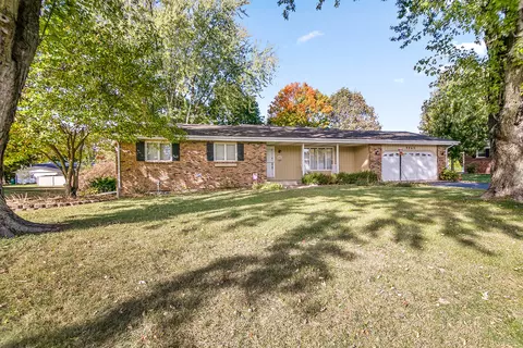 2860 Chippewa Dr, Bourbonnais, IL 60914