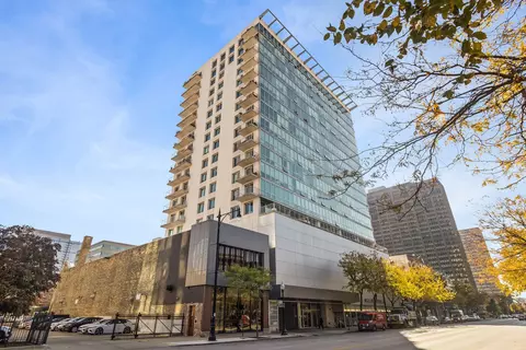 1845 S Michigan Ave #808, Chicago, IL 60616