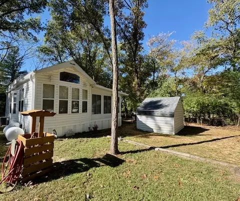 26140 Woodhaven, Sublette, IL 61367