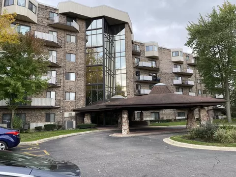 1275 E Baldwin Ln #408, Palatine, IL 60074