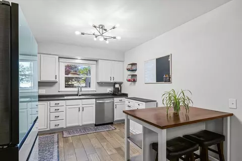 Kitchen - 2007 Rebecca Dr, Champaign, IL 61821 photo 1 of 4