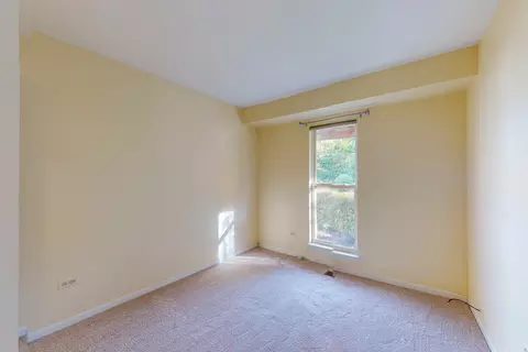 Bedroom - 260 Wildspring Ct, Itasca, IL 60143 photo 1 of 3