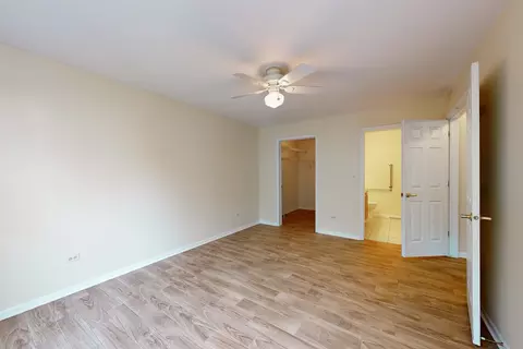 Bedroom - 260 Wildspring Ct, Itasca, IL 60143 photo 3 of 3