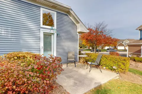 Exterior - 260 Wildspring Ct, Itasca, IL 60143 photo 3 of 3
