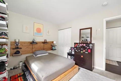Bedroom - 4101 Owl Dr, Rolling Meadows, IL 60008 photo 4 of 4