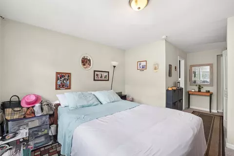 Bedroom - 4101 Owl Dr, Rolling Meadows, IL 60008 photo 1 of 4