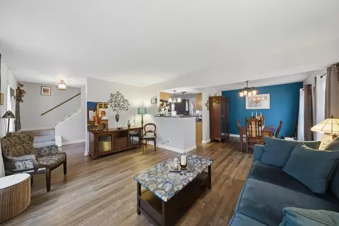 Other - 2482 Hedge Row Dr, Aurora, IL 60502 photo 3 of 9