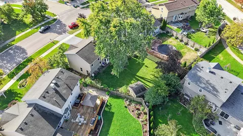View/Area - 2482 Hedge Row Dr, Aurora, IL 60502 photo 3 of 3