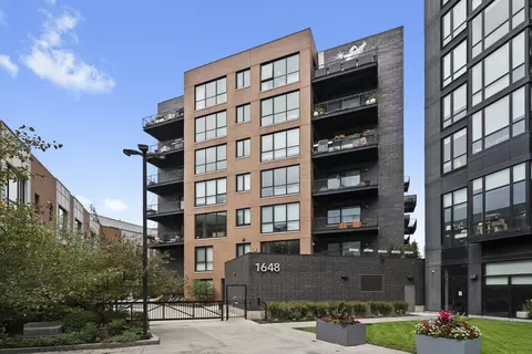 1648 W Division St #407, Chicago, IL 60622