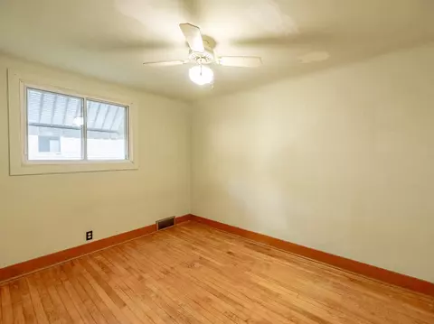Bedroom - 653 Dixon Ave, Elgin, IL 60120 photo 3 of 3