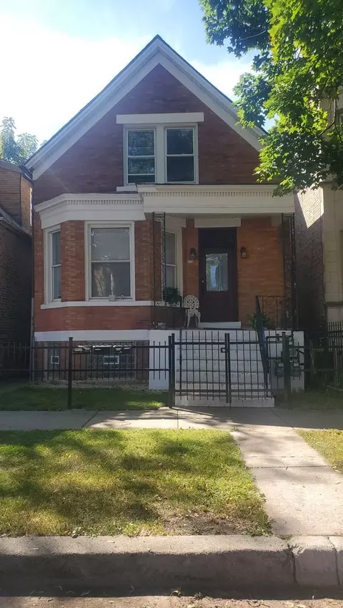6110 S Green St, Chicago, IL 60621