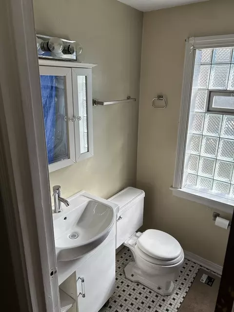 519 E 109th St, Chicago, IL 60628 photo 5