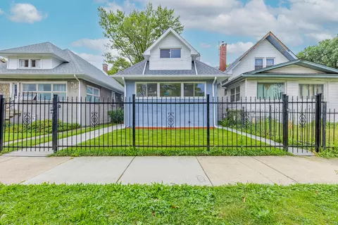 1054 N Latrobe Ave, Chicago, IL 60651