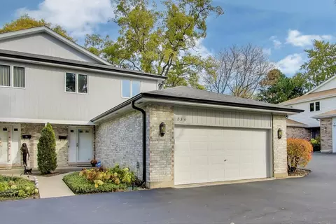 834 Poplar Ln, Deerfield, IL 60015