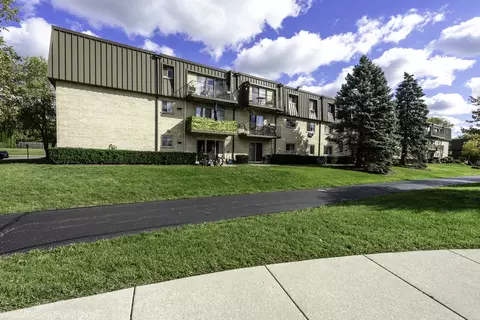 577 Fairway View Dr #1J, Wheeling, IL 60090 photo 3