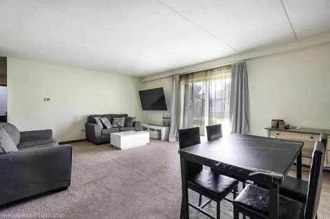 577 Fairway View Dr #1J, Wheeling, IL 60090 photo 10