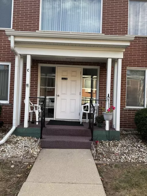 124 N Whistler Ave #C2, Freeport, IL 61032