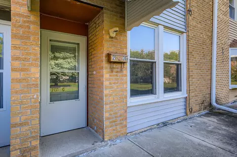 Exterior - 2131 Ash St #G, Des Plaines, IL 60018 photo 2 of 2
