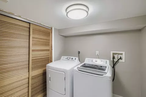 Other - 2131 Ash St #G, Des Plaines, IL 60018 photo 3 of 3