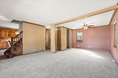 11201 S Normandy Ave, Worth, IL 60482 photo 9