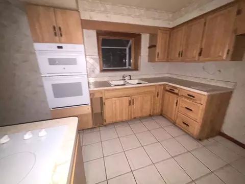 Kitchen - 2320 W 101st St, Chicago, IL 60643 photo 3 of 3