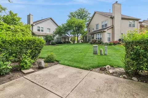 Exterior - 879 Dandridge Ct, Elgin, IL 60120 photo 5 of 5