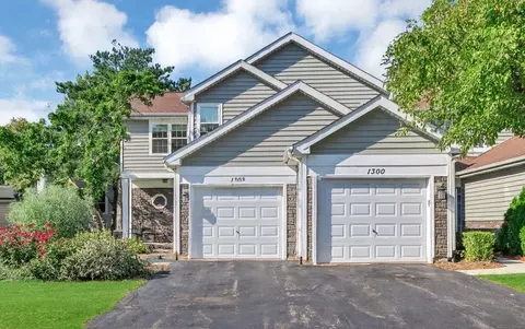 1300 Cranbrook Dr #1300, Schaumburg, IL 60193