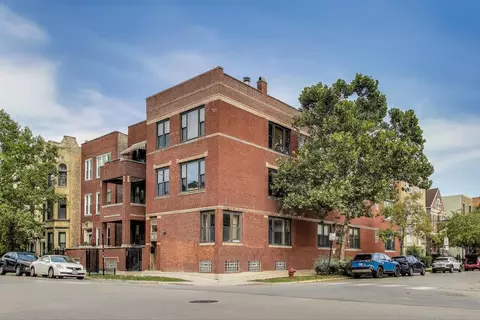 2452 W Iowa St #2, Chicago, IL 60622