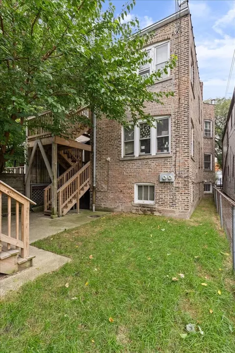 Exterior - Undisclosed, Chicago, IL 60618 photo 3 of 4