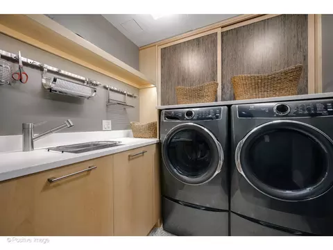 21 E Huron St #4302, Chicago, IL 60611 photo 39
