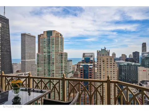 21 E Huron St #4302, Chicago, IL 60611 photo 41
