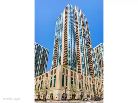 21 E Huron St #4302, Chicago, IL 60611