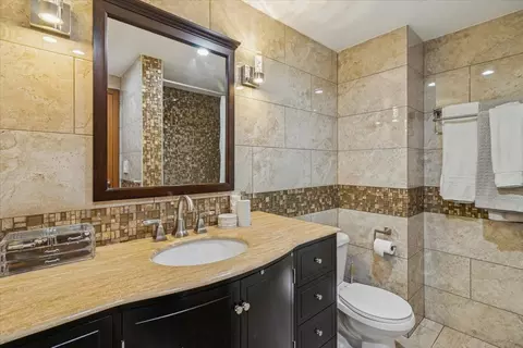 705 Lakeside Cir Dr, Wheeling, IL 60090 photo 14