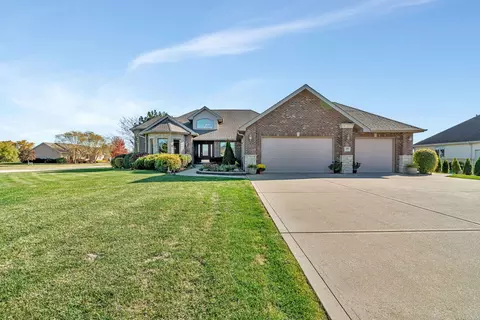 Exterior - 202 Barefoot Ct, Minooka, IL 60447 photo 1 of 15